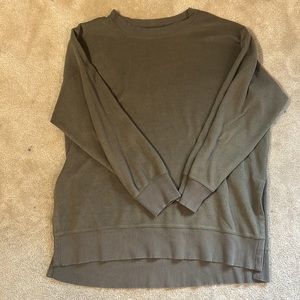 Aerie American eagle olive green fuzzy oversized split side crewneck medium